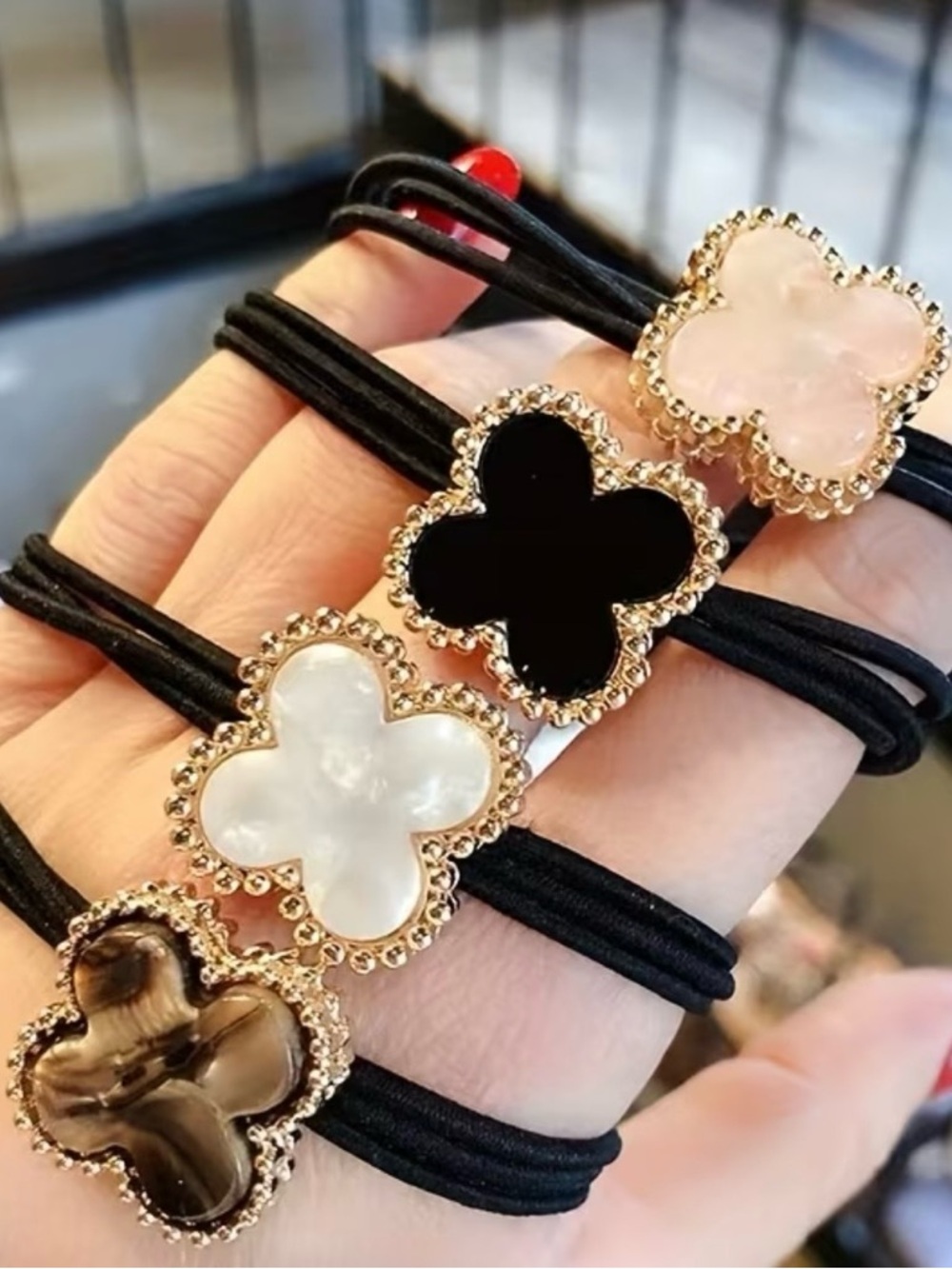 Black Elastic hair Ties 4 pcs color clover style